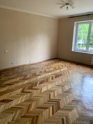 Продам трехкомнатную (3-комн.) квартиру, Зеленодольская ул, 7к3, Москва г