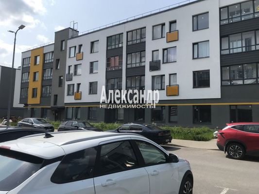 Продам однокомнатную (1-комн.) квартиру, Кутышева ул, 9к2, Малое Верево д