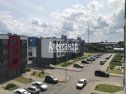 Продам однокомнатную (1-комн.) квартиру, Кутышева ул, 9к2, Малое Верево д
