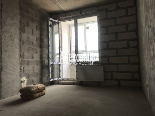 Продам однокомнатную (1-комн.) квартиру, Кутышева ул, 9к2, Малое Верево д