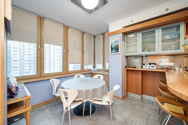 Продам многокомнатную квартиру, Мичуринский пр-кт, 29, Москва г