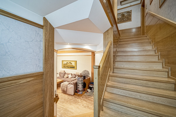 Продам многокомнатную квартиру, Мичуринский пр-кт, 29, Москва г