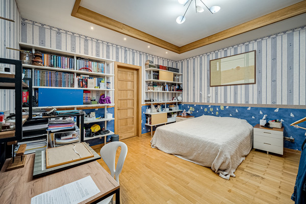 Продам многокомнатную квартиру, Мичуринский пр-кт, 29, Москва г