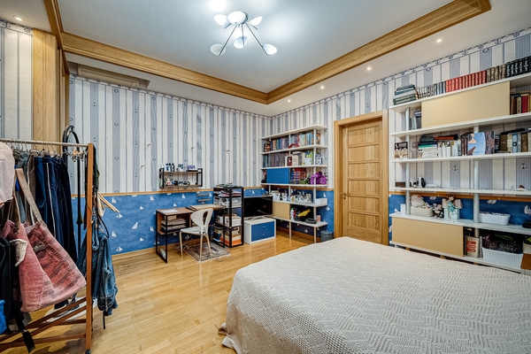 Продам многокомнатную квартиру, Мичуринский пр-кт, 29, Москва г