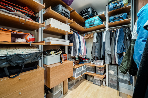 Продам многокомнатную квартиру, Мичуринский пр-кт, 29, Москва г