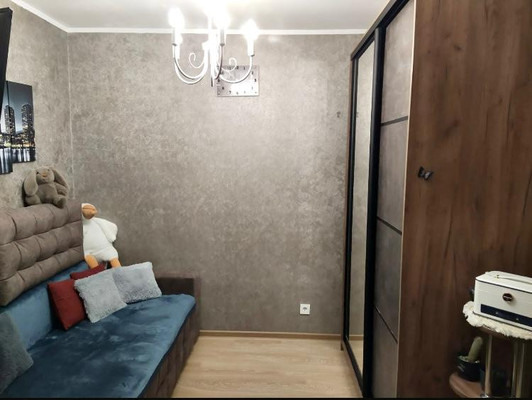 Продам однокомнатную (1-комн.) квартиру, Центральная ул, 2, Видное г