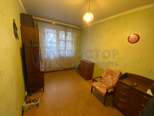 Продам комнату в 2-комн. квартире, Новочеркасский б-р, 36, Москва г