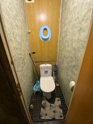 Продам комнату в 2-комн. квартире, Новочеркасский б-р, 36, Москва г