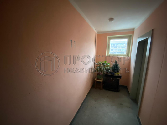 Продам комнату в 2-комн. квартире, Новочеркасский б-р, 36, Москва г