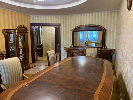 Продам многокомнатную квартиру, Челябинская ул, 13, Москва г