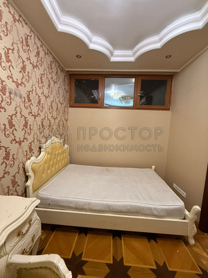 Продам многокомнатную квартиру, Челябинская ул, 13, Москва г