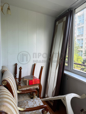 Продам многокомнатную квартиру, Челябинская ул, 13, Москва г