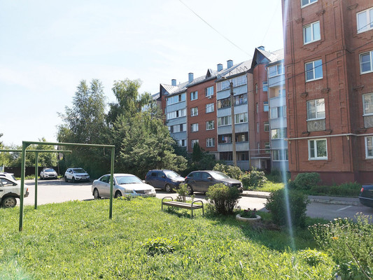 Продам двухкомнатную (2-комн.) квартиру, 11, Ерино д