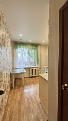 Продам трехкомнатную (3-комн.) квартиру, Морозова ул, 170, Сыктывкар г