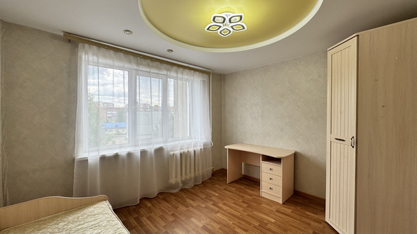 Продам трехкомнатную (3-комн.) квартиру, Морозова ул, 170, Сыктывкар г