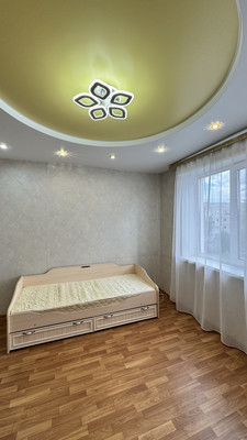 Продам трехкомнатную (3-комн.) квартиру, Морозова ул, 170, Сыктывкар г
