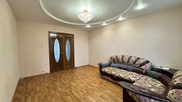 Продам трехкомнатную (3-комн.) квартиру, Морозова ул, 170, Сыктывкар г