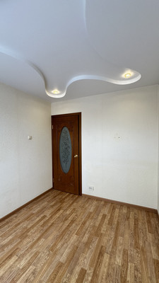 Продам трехкомнатную (3-комн.) квартиру, Морозова ул, 170, Сыктывкар г