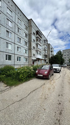 Продам трехкомнатную (3-комн.) квартиру, Морозова ул, 170, Сыктывкар г