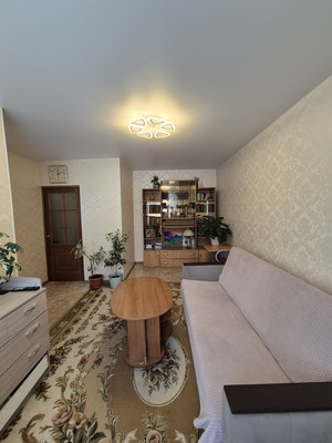 Продам двухкомнатную (2-комн.) квартиру, Физкультурная ул, 120, Южно-Сахалинск г