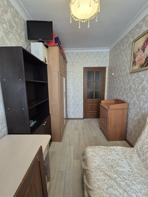 Продам двухкомнатную (2-комн.) квартиру, Физкультурная ул, 120, Южно-Сахалинск г