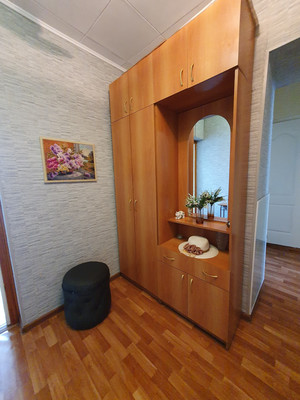 Продам двухкомнатную (2-комн.) квартиру, Строителей пр-кт, 11а, Волгодонск г