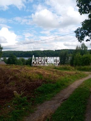 Продам участок 12 соток, ИЖС, Набережная ул, 60, Хевроньино д, 250 км от города