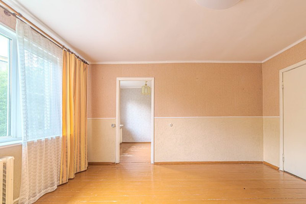 Продам многокомнатную квартиру, Ульяновская ул, 64, Пенза г
