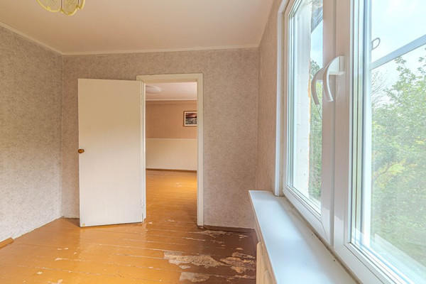 Продам многокомнатную квартиру, Ульяновская ул, 64, Пенза г