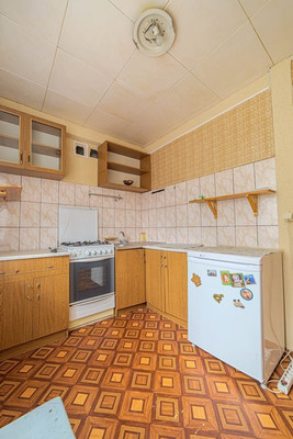 Продам многокомнатную квартиру, Ульяновская ул, 64, Пенза г