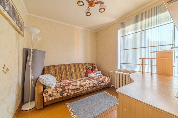 Продам многокомнатную квартиру, Ульяновская ул, 64, Пенза г