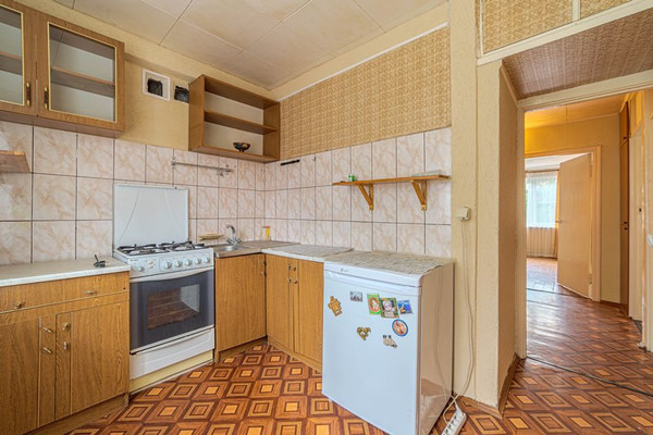 Продам многокомнатную квартиру, Ульяновская ул, 64, Пенза г
