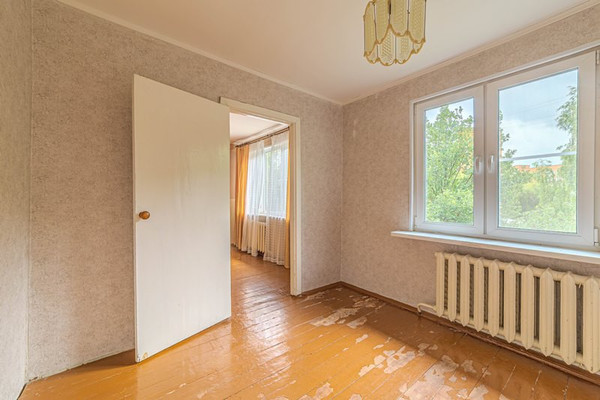 Продам многокомнатную квартиру, Ульяновская ул, 64, Пенза г