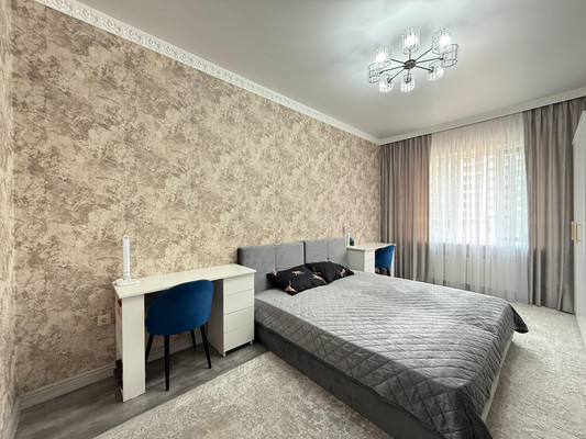 Продам двухкомнатную (2-комн.) квартиру, Ашурова ул, 1кД, Нальчик г