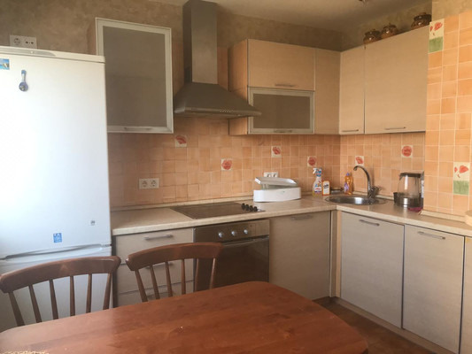 Продам двухкомнатную (2-комн.) квартиру, Академика Пилюгина ул, 12к2, Москва г