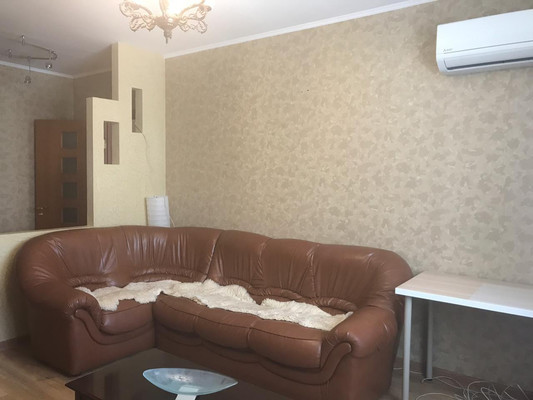Продам двухкомнатную (2-комн.) квартиру, Академика Пилюгина ул, 12к2, Москва г