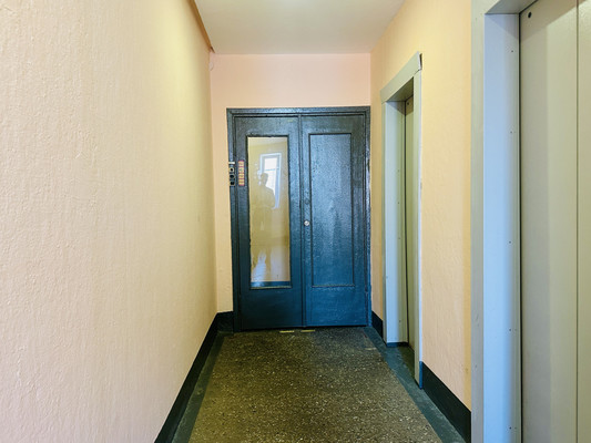 Продам двухкомнатную (2-комн.) квартиру, Академика Пилюгина ул, 12к2, Москва г