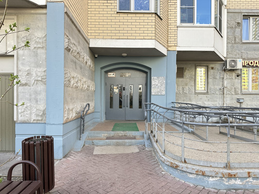 Продам двухкомнатную (2-комн.) квартиру, Сходненская ул, 21, Путилково д