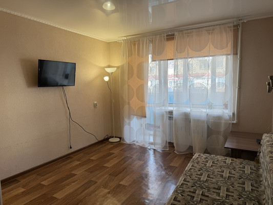 Продам однокомнатную (1-комн.) квартиру, Ишимская ул, 36, Ишим г