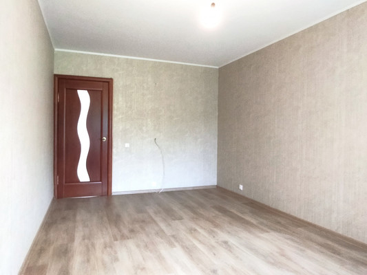 Продам двухкомнатную (2-комн.) квартиру, Нахимова ул, 2ка, Рязань г