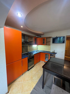 Продам трехкомнатную (3-комн.) квартиру, Калараша ул, 23, Туапсе г