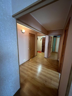 Продам трехкомнатную (3-комн.) квартиру, Калараша ул, 23, Туапсе г