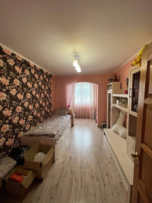 Продам трехкомнатную (3-комн.) квартиру, Калараша ул, 23, Туапсе г