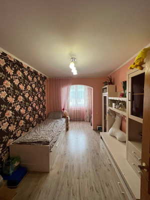Продам трехкомнатную (3-комн.) квартиру, Калараша ул, 23, Туапсе г