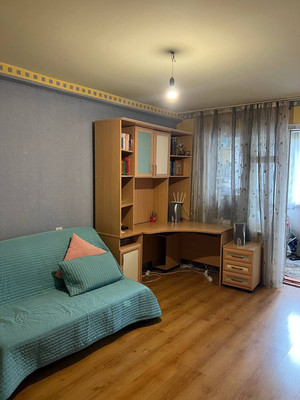 Продам трехкомнатную (3-комн.) квартиру, Калараша ул, 23, Туапсе г