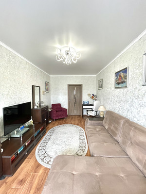 Продам однокомнатную (1-комн.) квартиру, Генерала Варенникова (Кузнечики мкр.) ул, 4, Подольск г