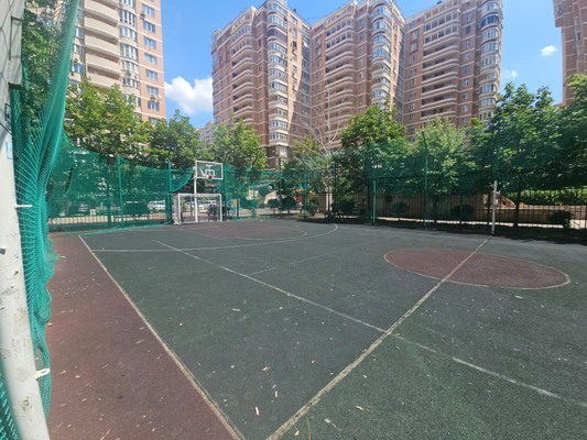Продам трехкомнатную (3-комн.) квартиру, им. Яна Полуяна ул, 51/1, Краснодар г