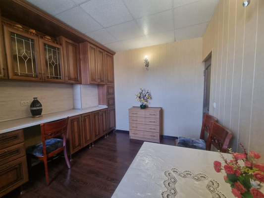 Продам двухкомнатную (2-комн.) квартиру, Ленина ул, 39, Нарткала г