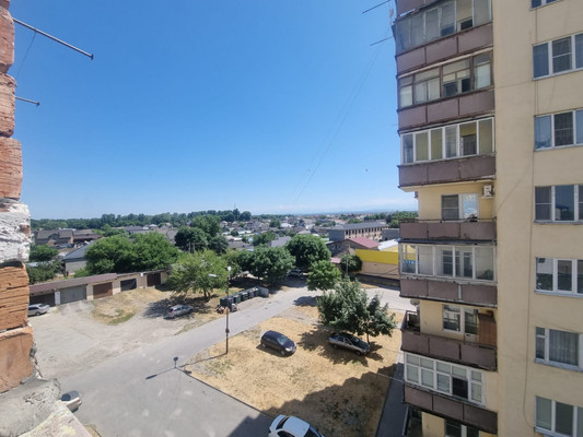Продам двухкомнатную (2-комн.) квартиру, Ленина ул, 39, Нарткала г