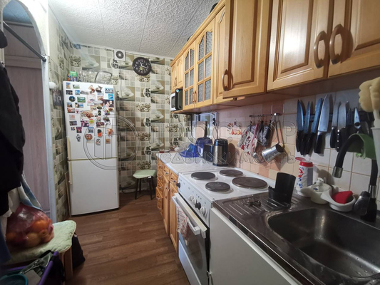 Продам комнату в 3-комн. квартире, Текстильщиков ул, 4, Фряново рп
